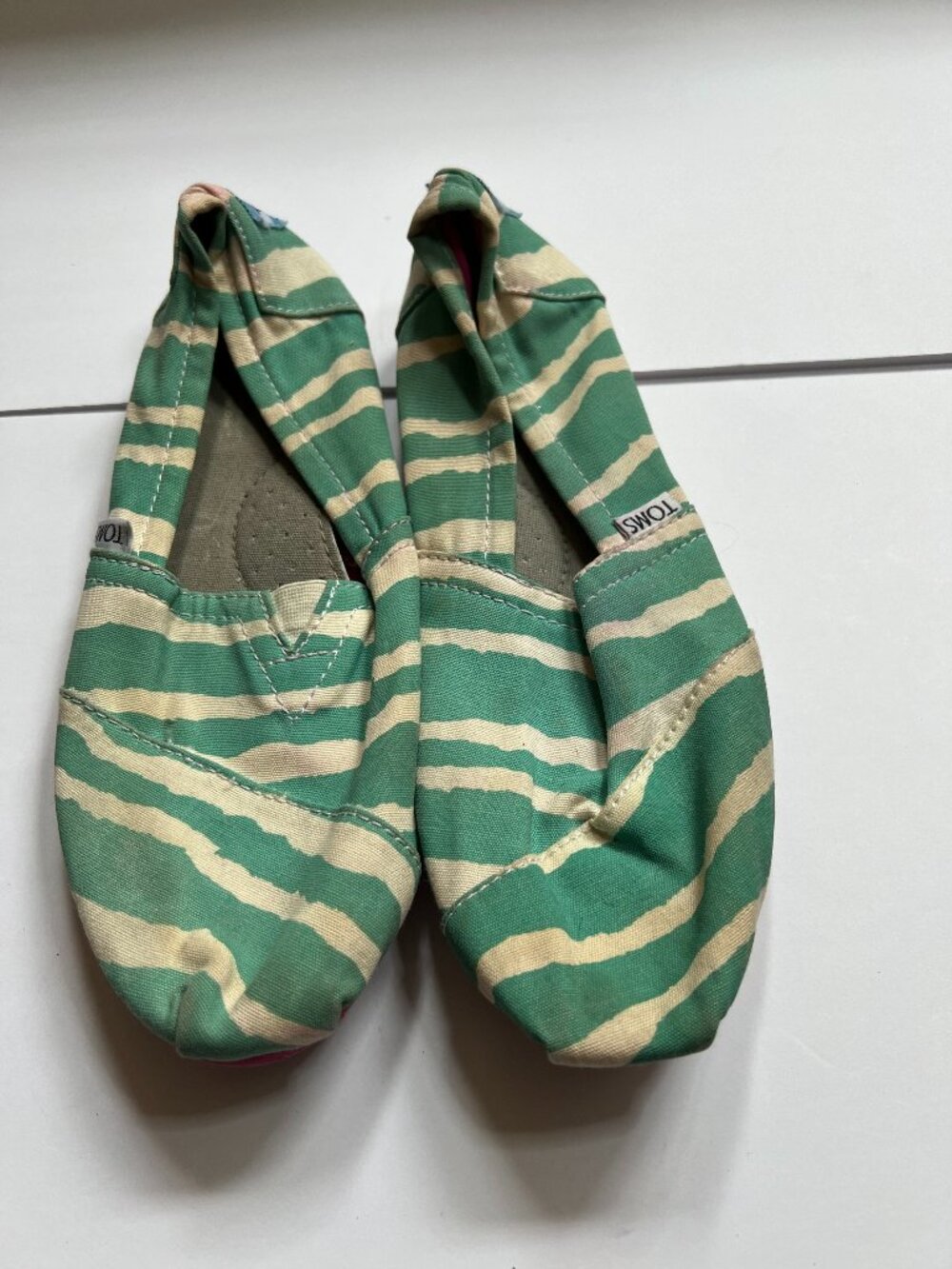 TOMS Teal and White Flats W 8 1/2